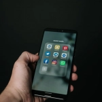Невидимые нити социальных сетей и управление сознанием пользователей